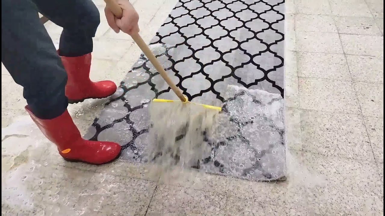 Dirty Thin Carpet Cleaning II – There Was a Mishap While Washing the Carpet